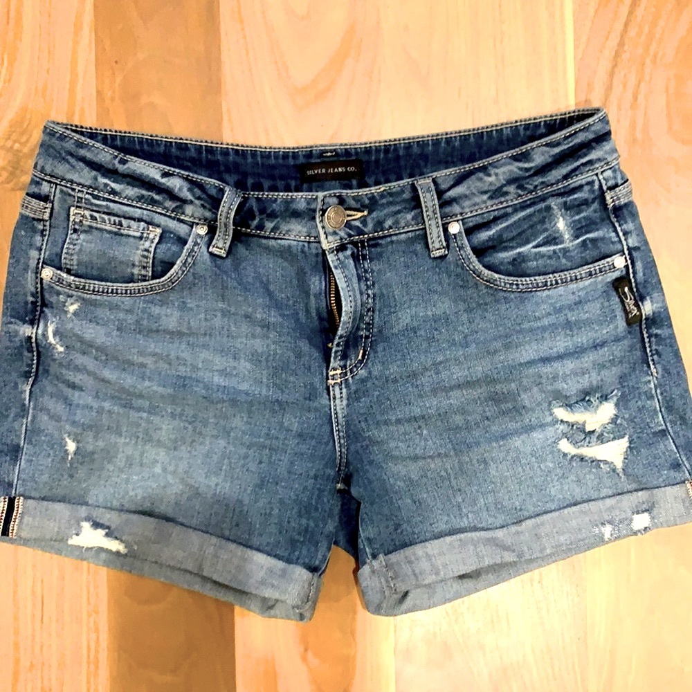 Silver Jeans Co mid rise boyfriend shorts